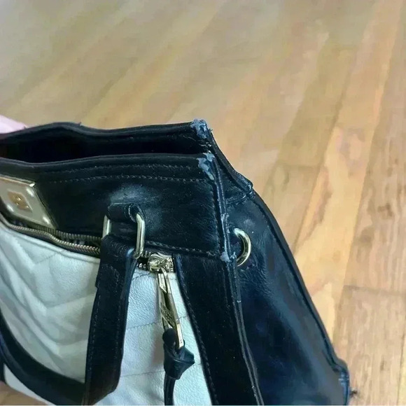 Steve Madden Black White Textured Quilted Shoulder Bag Purse - Picture 3 of 7